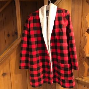 Eddie Bauer Sleep Sweater, Size M, Buffalo Plaid, NWT